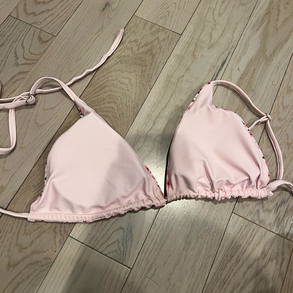 Stylish Pink Floral Bikini Top - Picture 3 of 3